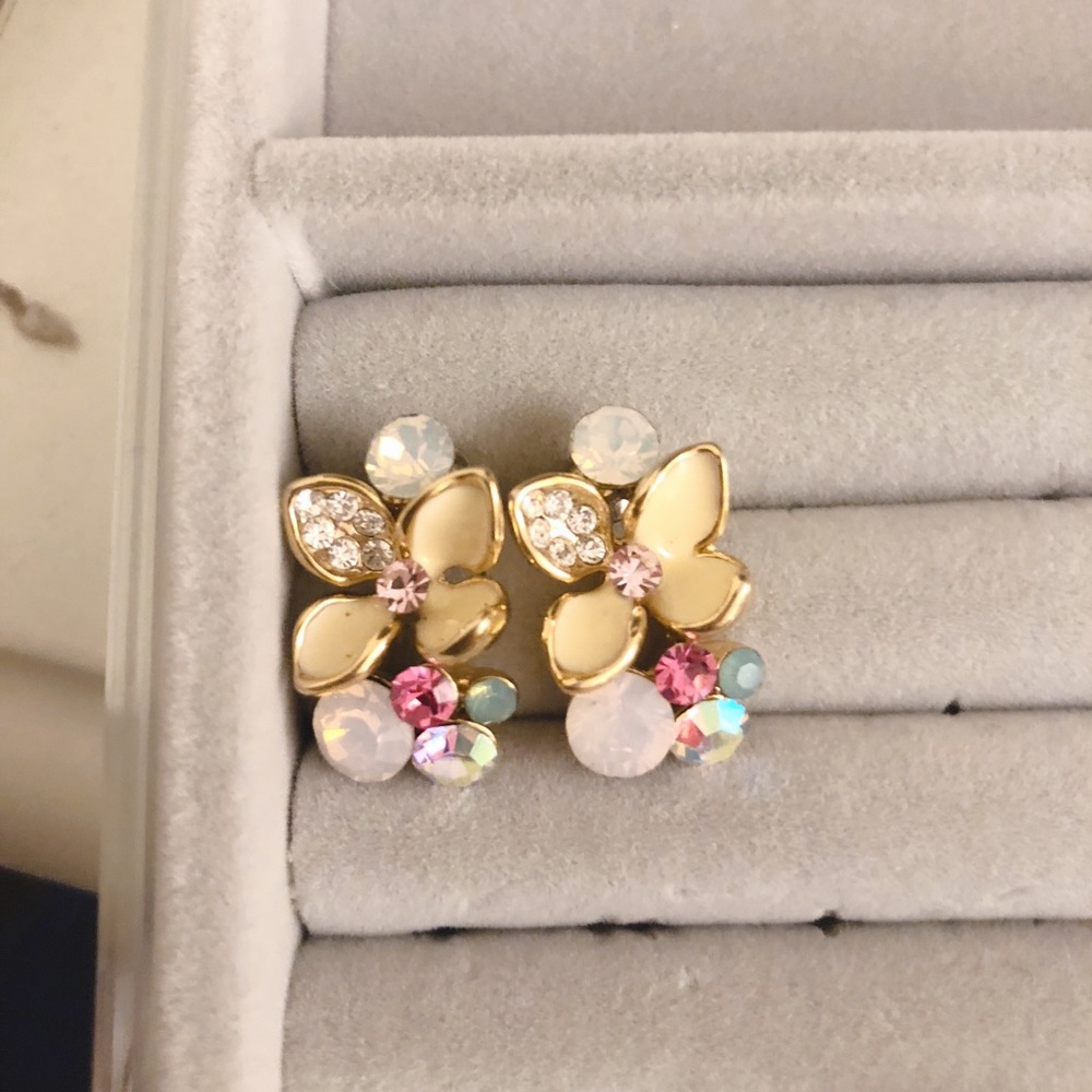 Flower Stud earrings